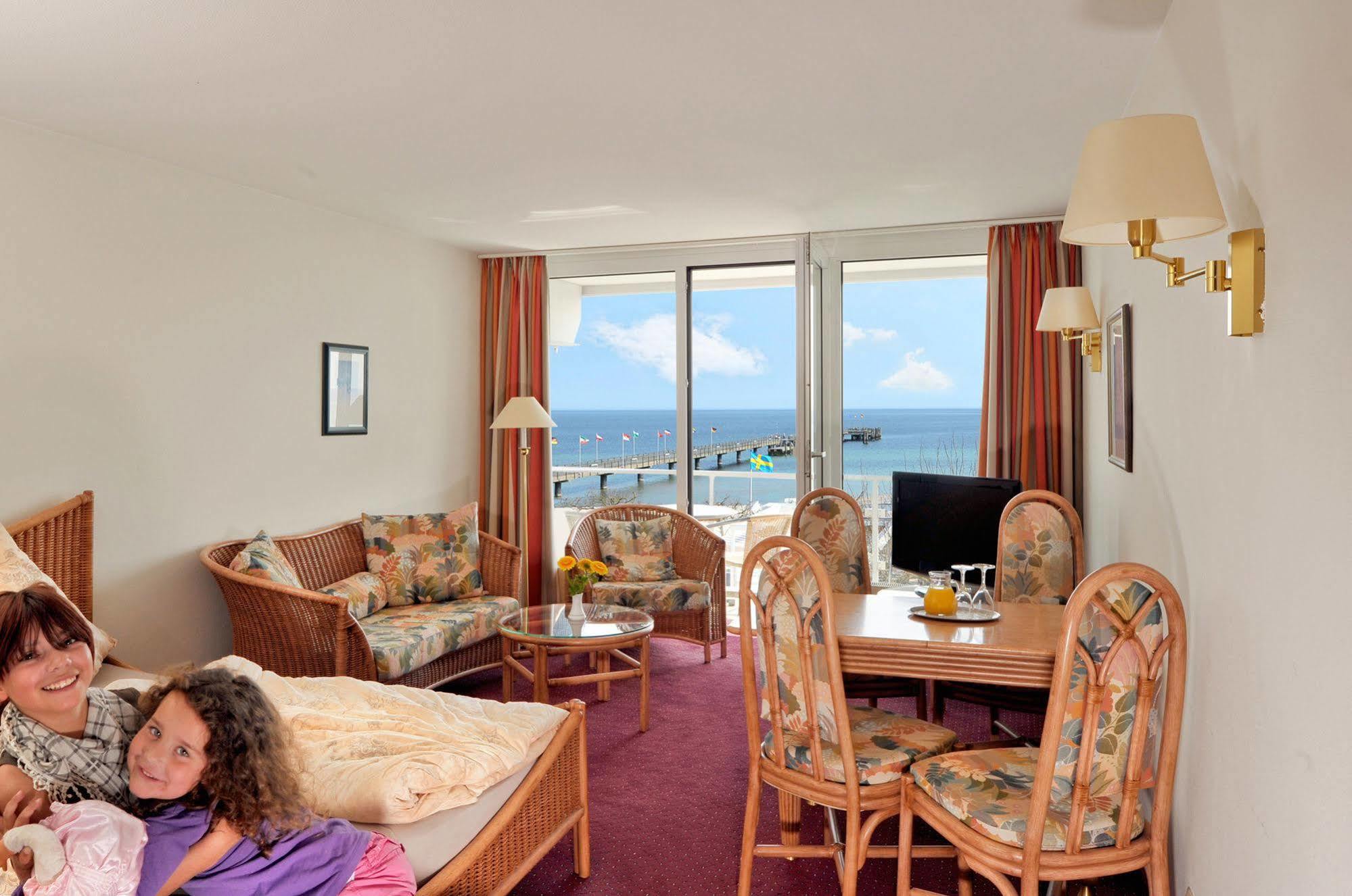 Ostsee-Hotel Grossenbrode Exterior photo
